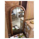 1 LOT ACCENT MIRROR