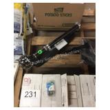 1 LOT JETSON KICK SCOOTER