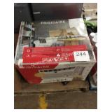 1 LOT FRIGIDAIRE 8000 BTU AC
