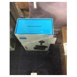 1 LOT ANKER WIRELESS HEADPHONES (DISPLAY)