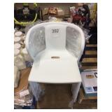 1 LOT 4 ACCENT CHAIRS