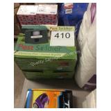 1 LOT 2 PEST SOLDIERS