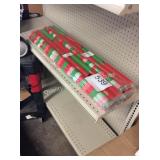 1 LOT GIFT WRAP PAPER