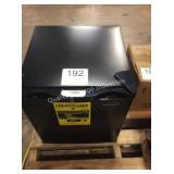 1 LOT FRIGIDAIRE COMPACT REFRIGERATOR