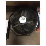1 LOT DOCK LIGHT FAN