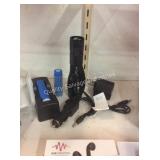 1 LOT TACTICAL FLASHLIGHT (DISPLAY)