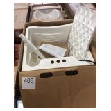 1 CTN LAUNDRY WORK CENTER