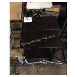 1 LOT ACCENT TABLE