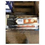 3 CTN LIGHTED BATH BARS