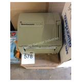 1 CTN TOWEL DISPENSER