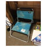 1 LOT BEACH CHAIR