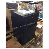 1 LOT WP COMPACT REFRIGERATOR