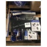 1 LOT LETTER DECORATIONS