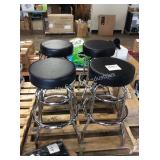 1 LOT 4 BAR STOOLS