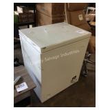 1 LOT FRIGIDAIRE 5.0CU FT CHEST FREEZER