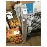 1 LOT 4 INVERTED UMBRELLAS