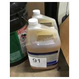 1 LOT DRY FOAM CARPET CLEANER