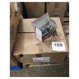 1 CTN QUIK SET DOOR KNOBS