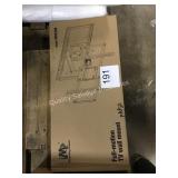 1 LOT TV WALL MOUNT