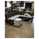 1 LOT RETAN SECTIONAL