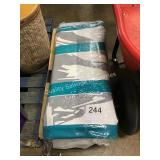 1 LOT ROC INFLATABLE  PADDLE BOARD