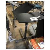 1 LOT ROLLING TRAY CART