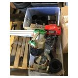 1 LOT STORE MERCHANDISE