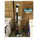1 LOT HUSKY 4LB AXE