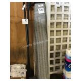 1 LOT AREA RUG
