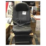 1 LOT EXAM CHAIR