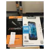 1 LOT ASST SCREEN PROTECTORS (DISPLAY)