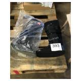 1 LOT 2 MEDICAL BOOTS