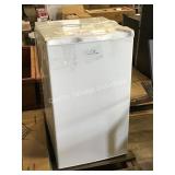 1 LOT COMMERCIAL COOL COMPACT REFRIGERATOR