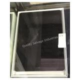 1 LOT IPAD 32GB SPACE GRAY W/ ACCESSORIES