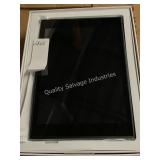 1 LOT GIGASET 8" TABLET 8GB NO ACCESSORIES