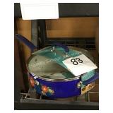 1 LOT PIONEER WOMAN SAUCE PAN