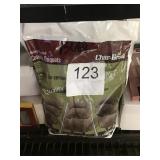 1 LOT CHARBROIL CERAMIC BRIQUETS