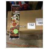 2 CTNS HALLOWEEN YARD STAKES
