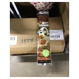 2 CTNS HALLOWEEN YARD STAKES