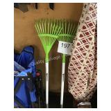 1 LOT 2 YARD RAKES