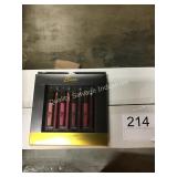 1 CTN LIPSTICK AND LIP LINERS