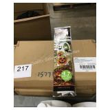 2 CTNS HALLOWEEN YARD STAKES