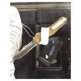 1 LOT RAVENCREST TACTICAL KNIFE W/ SHEATH