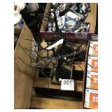 1 LOT 2 HALLOWEEN TREE DECORATIONS