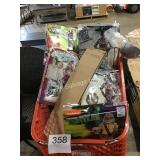 1 LOT 12 ASSORTED HALLOWEEN COSTUMES