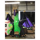 1 LOT DRAGON INFLATABLE