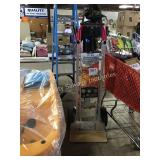 1 LOT MILWAUKEE 4 IN 1 HAND TRUCK