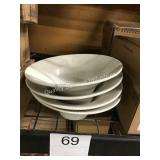 1 LOT (4) WHITE CRACKLE BOWLS