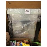 1 LOT DECORATIVE MIRROR