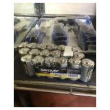 1 LOT RAYOVAC D BATTERIES (DISPLAY)